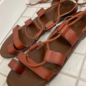 Mossimo Supply Co Lace Up Sandals 
brown size 8